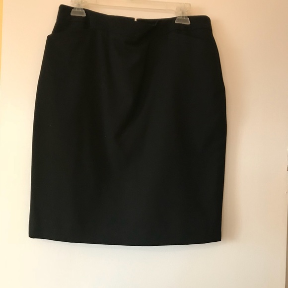 The Limited shirt, great for work, never worn! - Picture 2 of 8